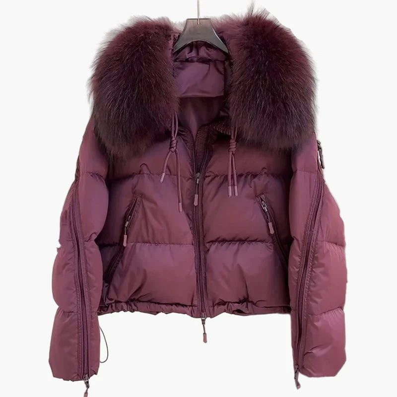 Giacca invernale imbottita da donna con cappuccio e lussuoso collo in pelliccia – giacca corta elegante per giornate fredde
