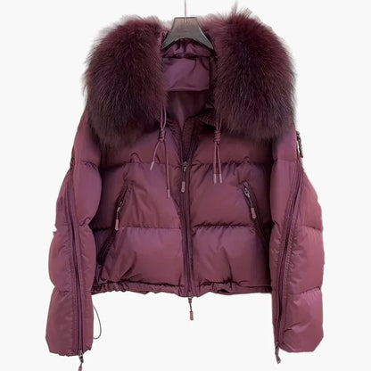 Giacca invernale imbottita da donna con cappuccio e lussuoso collo in pelliccia – giacca corta elegante per giornate fredde