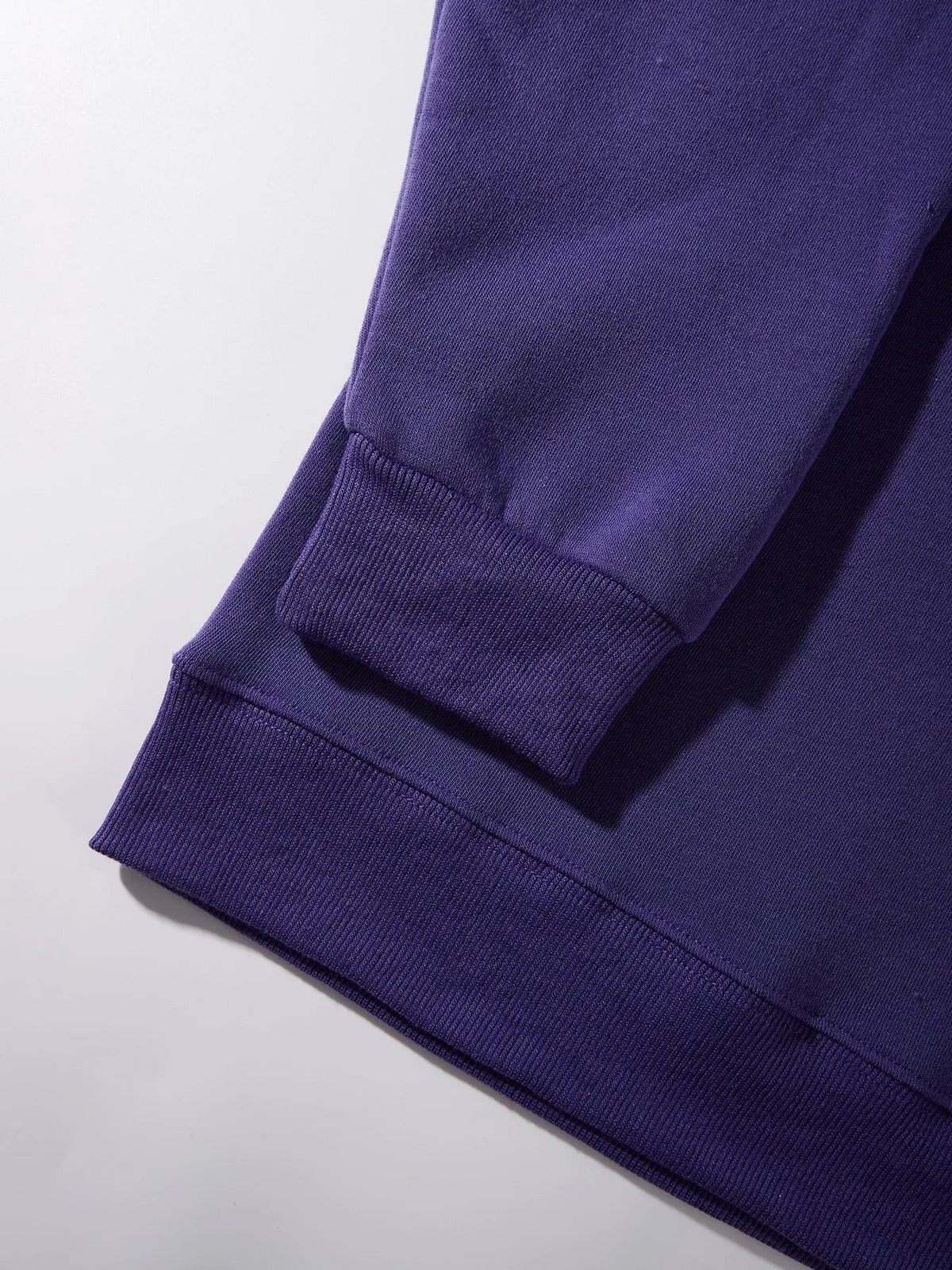 Unisex sweatshirt med rund hals, oversized genser i fiolett