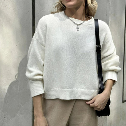 Damestrikpullover med rund hals, lange ærmer, oversize