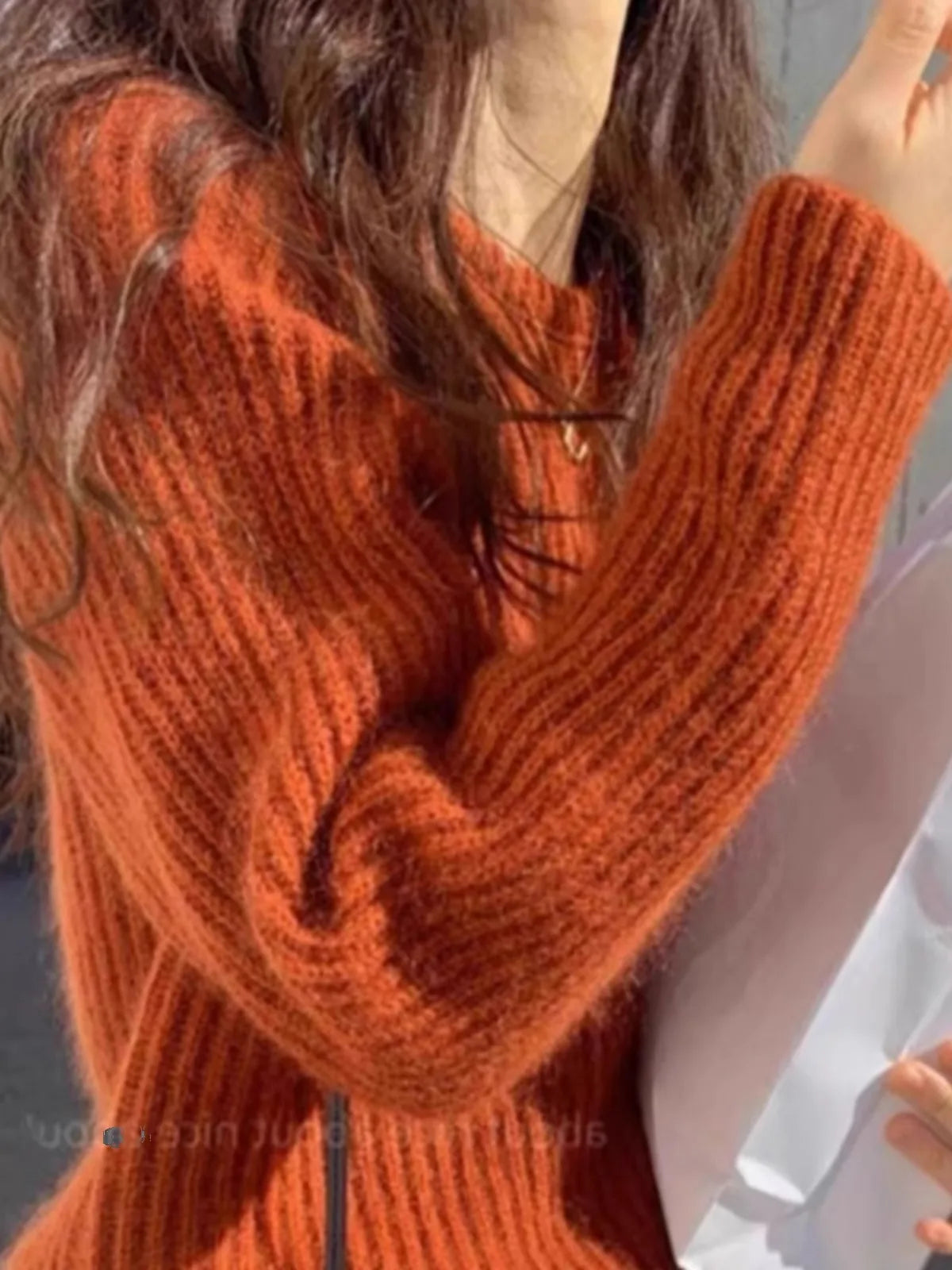 Pullover da donna lavorato a maglia grossa, girocollo, color ruggine