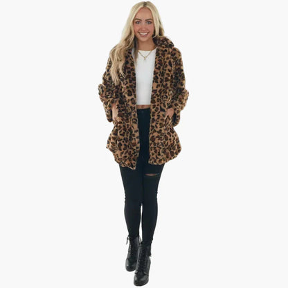 Damen Mantel im trendigen Leopardenmuster – Stylischer Wintermantel für Alltag und Ausgehen