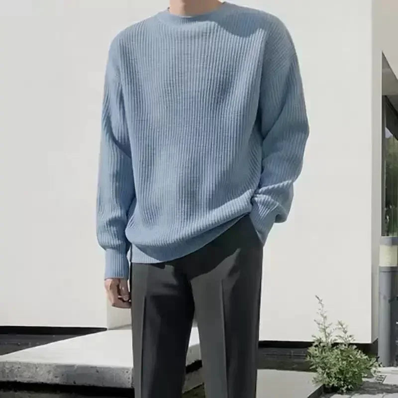 Unisex oversized strikkegenser med rund hals i ribbestrikk