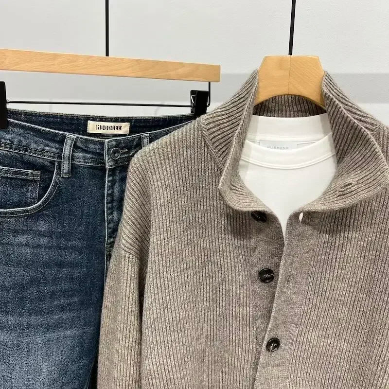 Herre strikke-cardigan i casual stil – Moteriktig fritidsstil med knappelukking