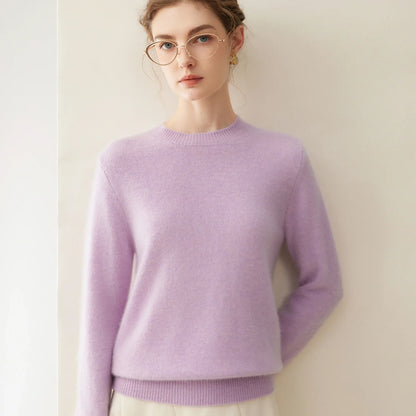 Damesweater med rund hals, lange ærmer, blødt materiale og ensfarvet design