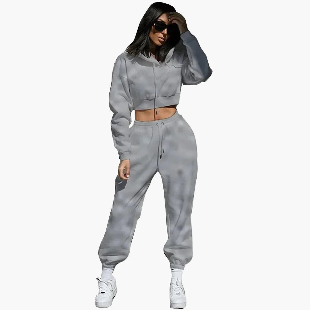 Tuta due pezzi da donna con cappuccio – Look sportivo casual per quotidiano e allenamento