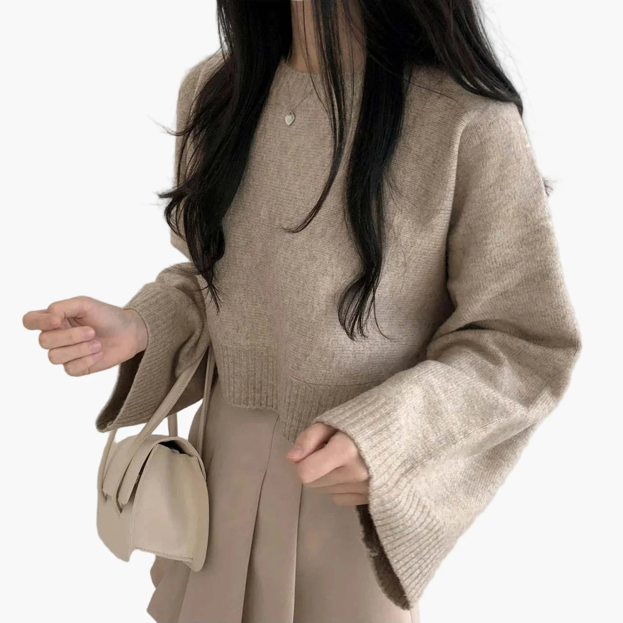 Damcroppad stickad tröja med vida ärmar – Modernt fritidsoutfit