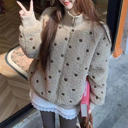 Teddyfleecejakke til damer med ståkrave og prikket mønster, lynlås, beige