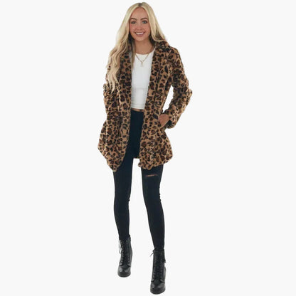 Damen Mantel im trendigen Leopardenmuster – Stylischer Wintermantel für Alltag und Ausgehen