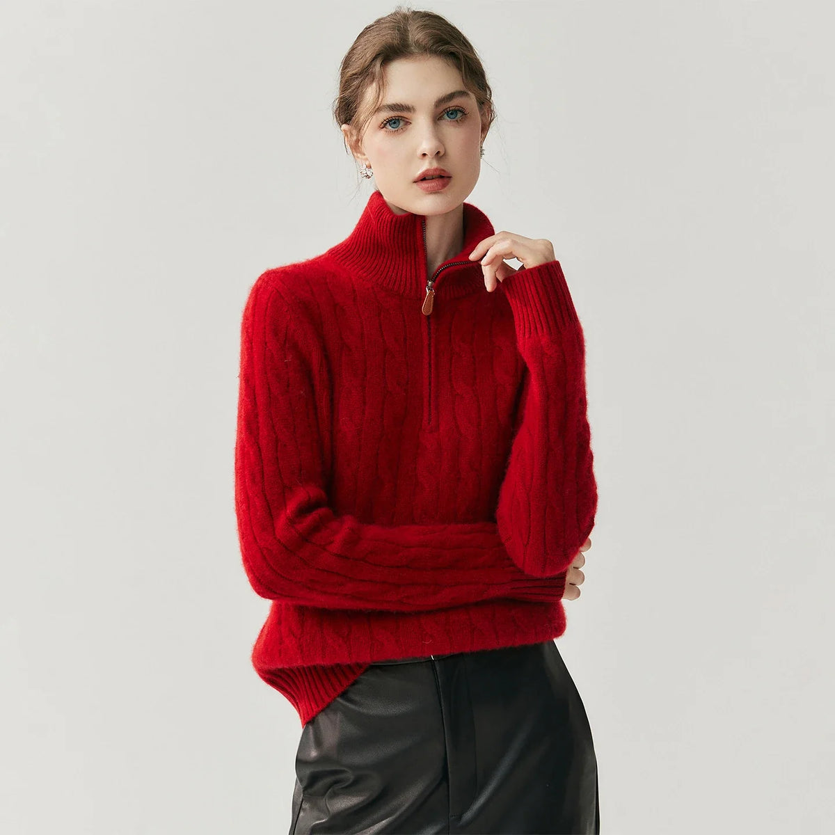 Damen Strickpullover mit Zopfmuster, Stehkragen und Reißverschluss