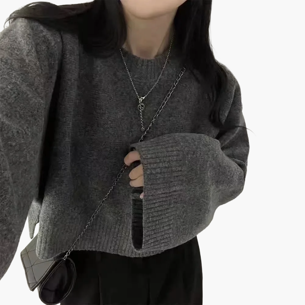 Damcroppad stickad tröja med vida ärmar – Modernt fritidsoutfit