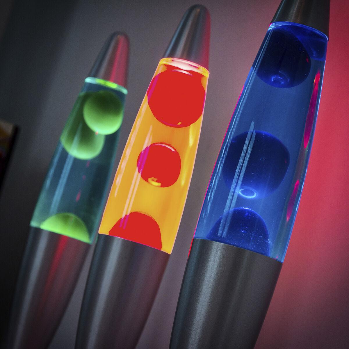 Lavalamp met glazen behuizing, 21,5 cm hoog, rood/groen/blauw