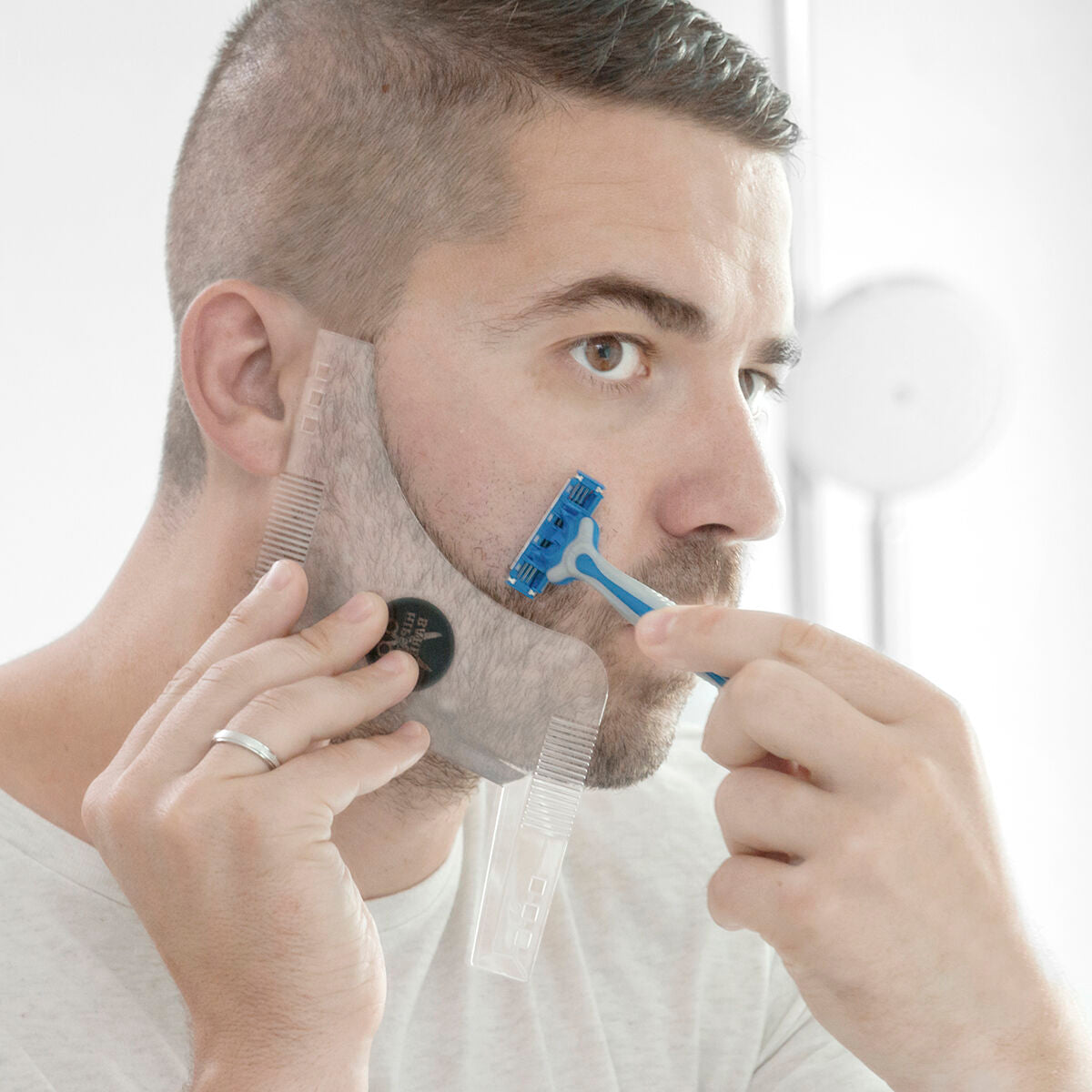 Baard scheersjabloon voor symmetrisch trimmen, transparant polycarbonaat