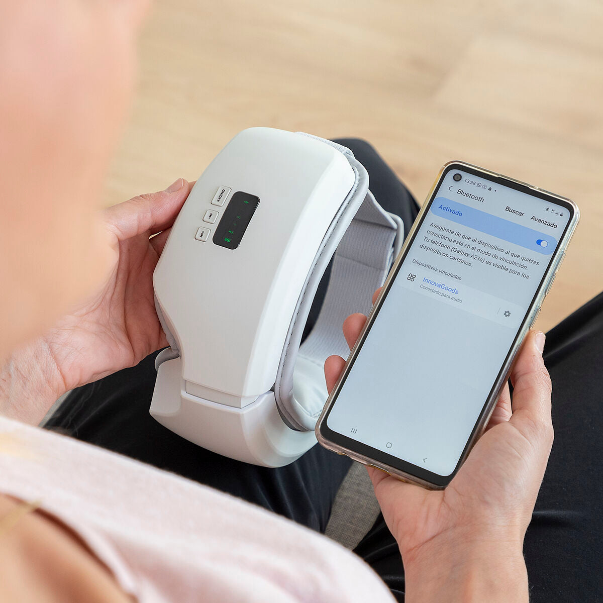 Oogmassager 4-in-1 met luchtcompressie, warmte en Bluetooth, grijs