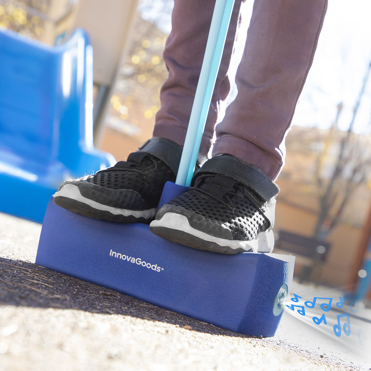 Rubberen pogostick met piepgeluid, blauw, max. 70 kg