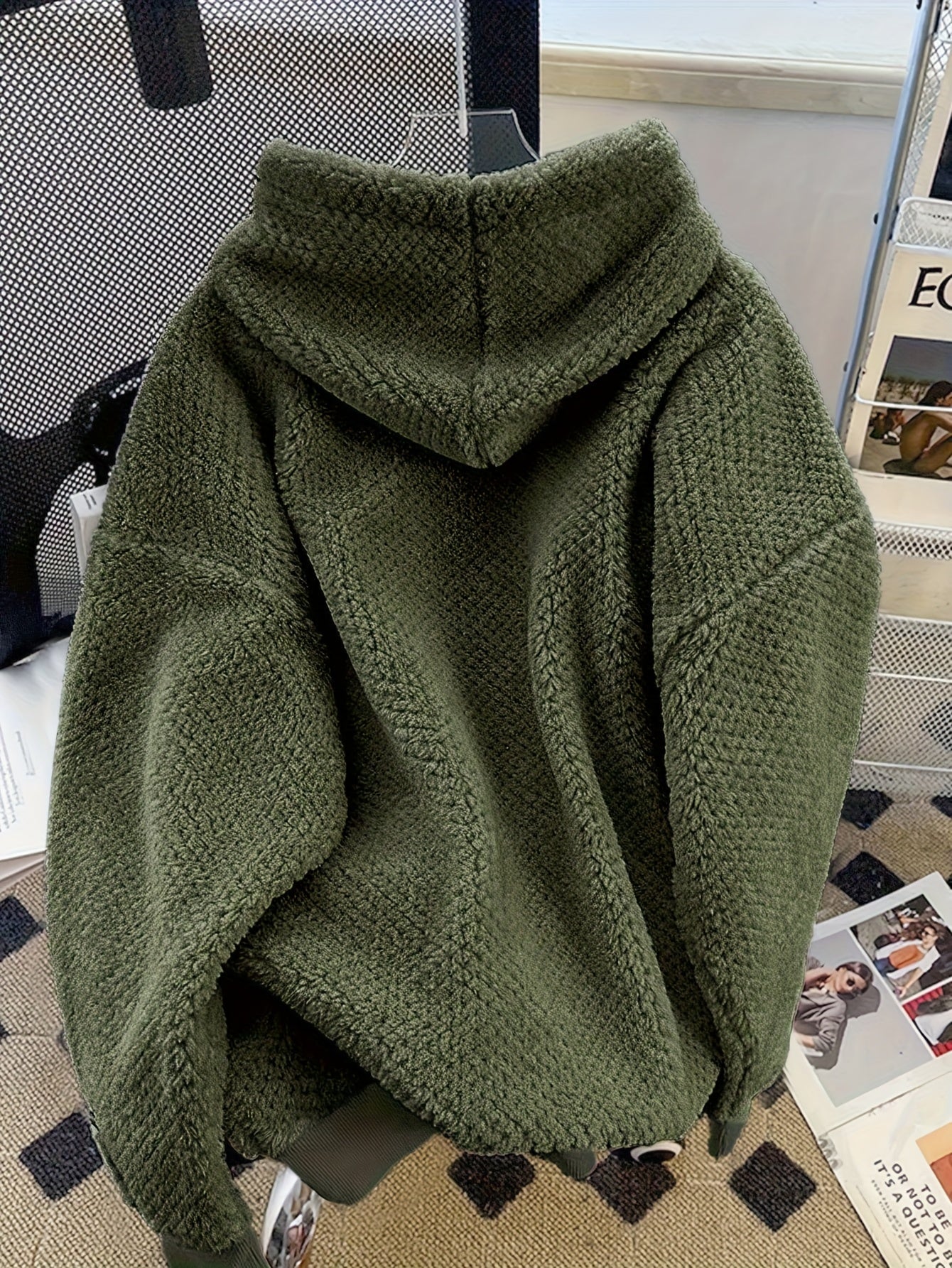 Unisex Teddy-Fleece Kapuzenpullover – Kuscheliger Hoodie mit Kängurutasche und Kordelzug