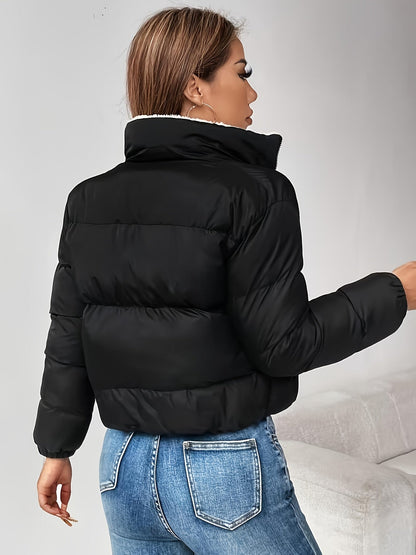 Chaqueta acolchada corta de mujer con forro de borreguito negra