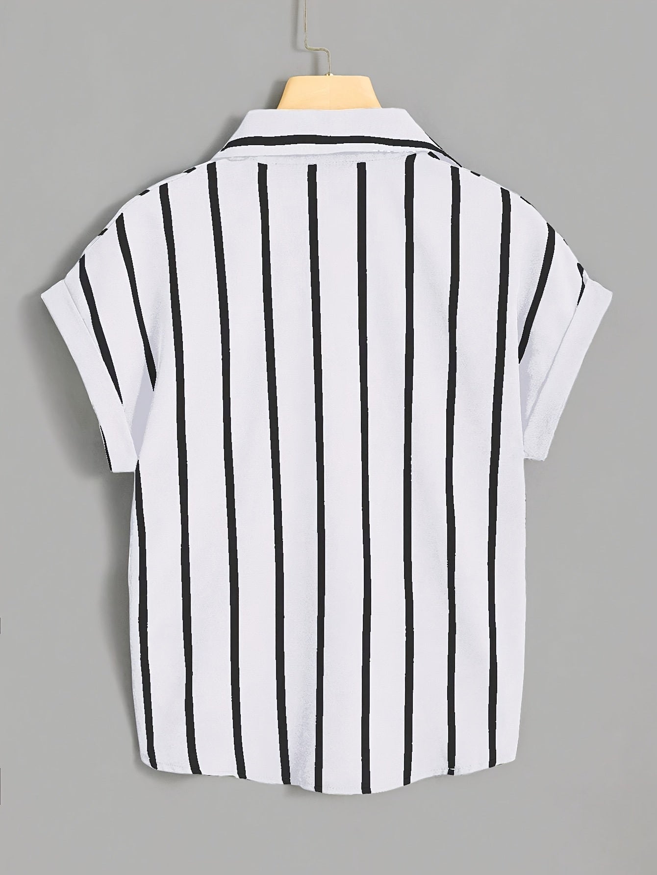 Damen Kurzarm Bluse mit Streifen und Knotenfront – Eleganter Sommer-Look