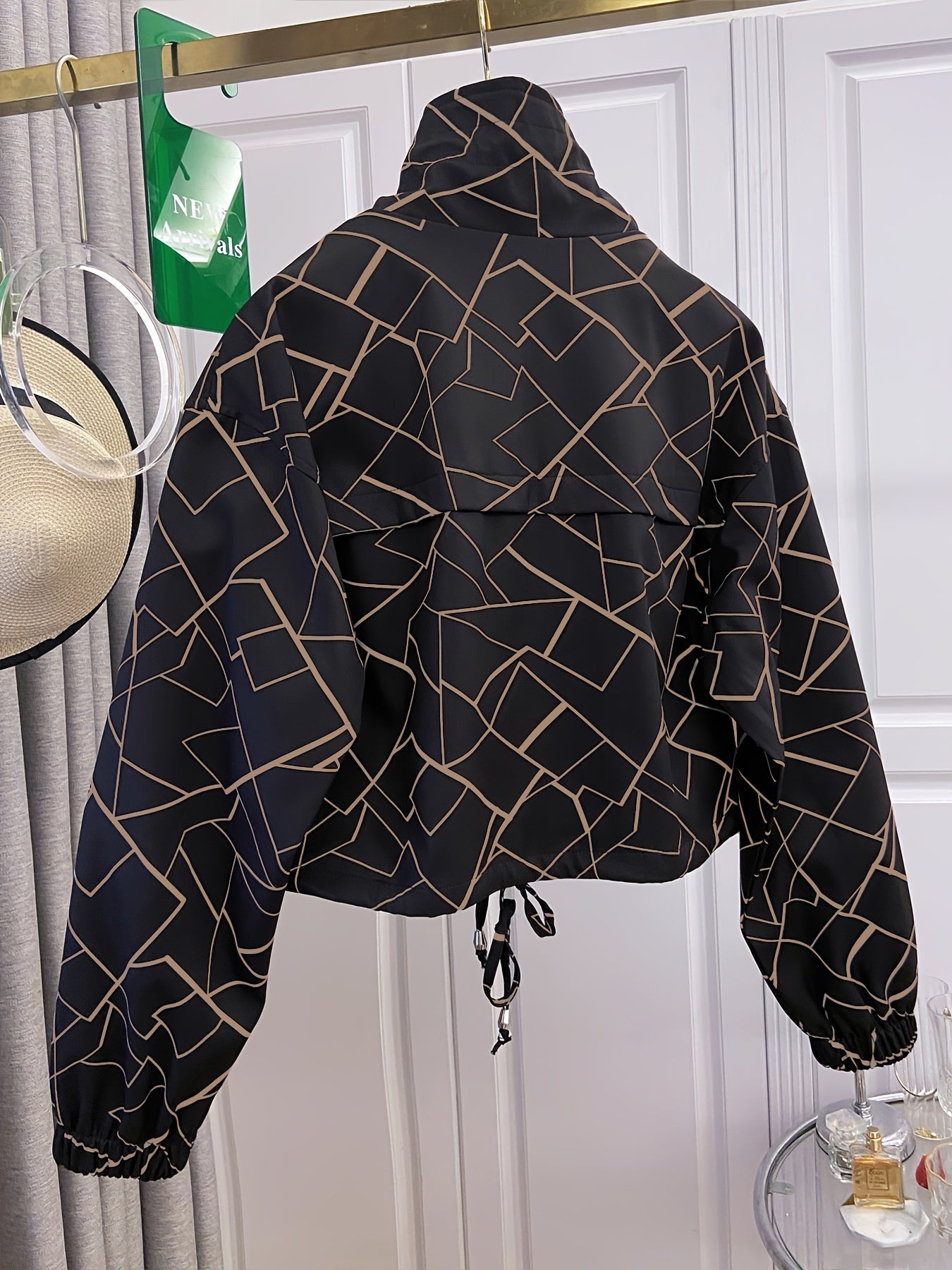 Damen Kurzjacke mit Reißverschluss und tropischem Blättermuster