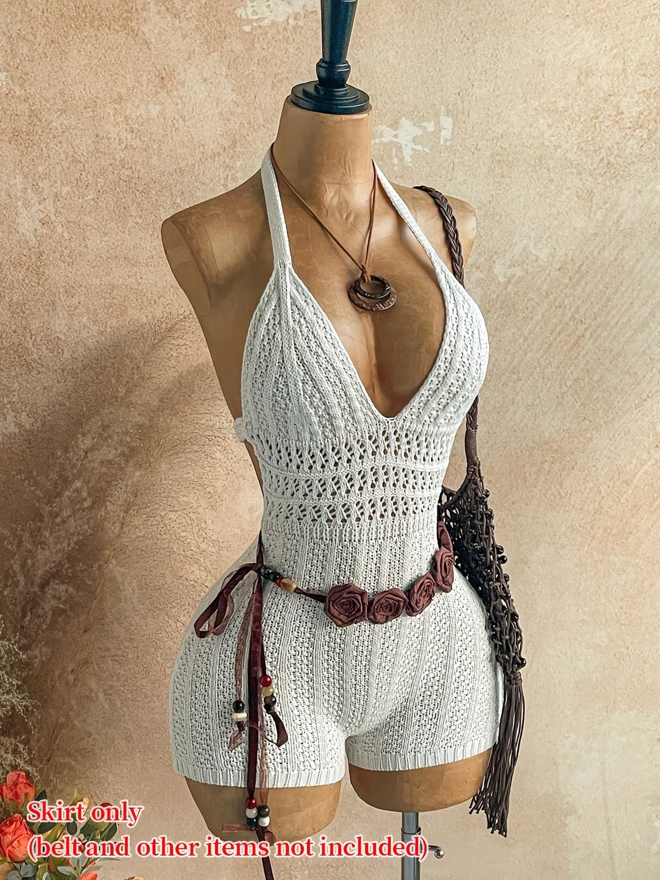 Mono de playa de crochet para mujer con escote en V y cuello halter – Jumpsuit bohemio de verano para vacaciones y playa