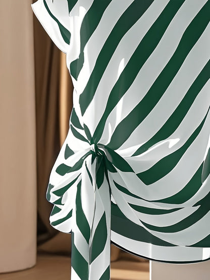 Dame sommerbluse med paisley-mønster og asymmetrisk knude – moderigtigt fritidstop