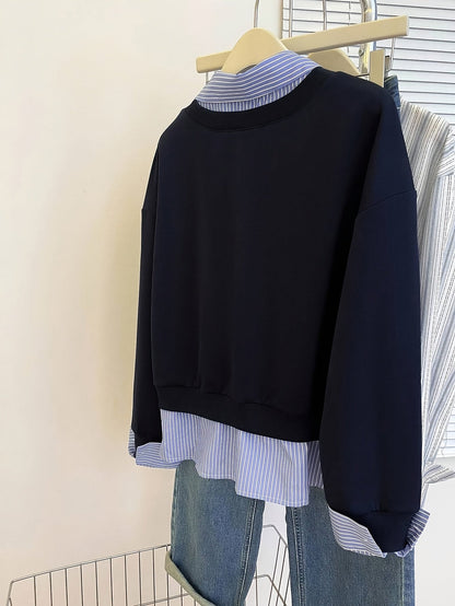 Damen Sweatshirt mit Hemdkragen-Optik & Schriftzug, Zweiteilig Marineblau Gestreift