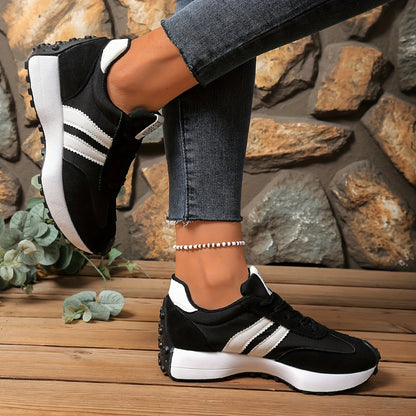 Sneaker donna retrò per tutti i giorni e tempo libero – Stile sportivo con strisce