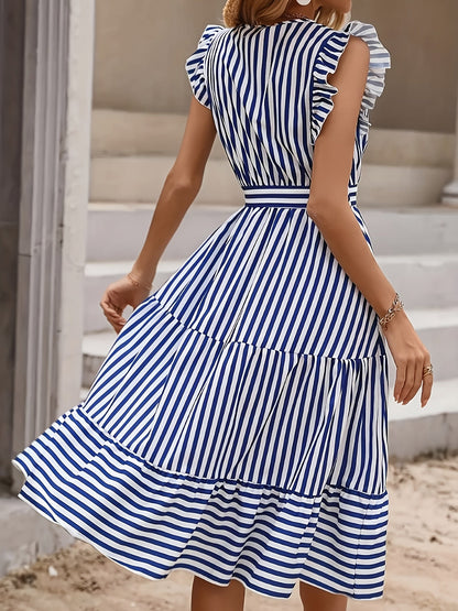 Robe d'été femme élégante rayée avec ceinture à la taille et manches à volants – Parfaite pour les loisirs et les vacances