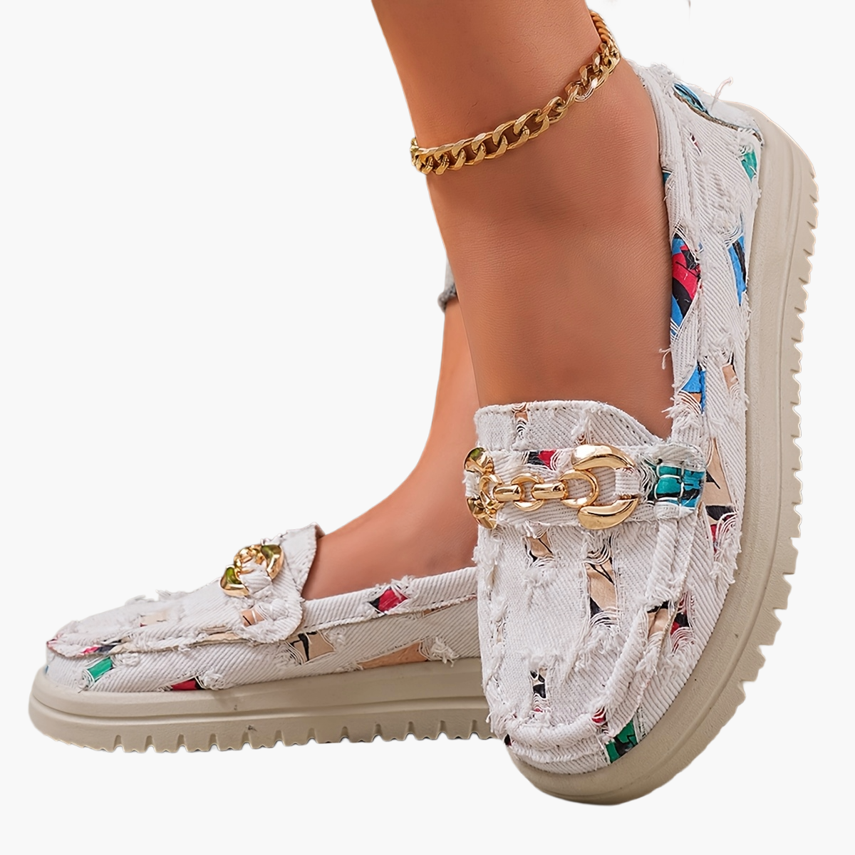 Chaussures décontractées slip-on pour femmes avec détail chaîne, style mocassin à la mode pour le quotidien et les loisirs