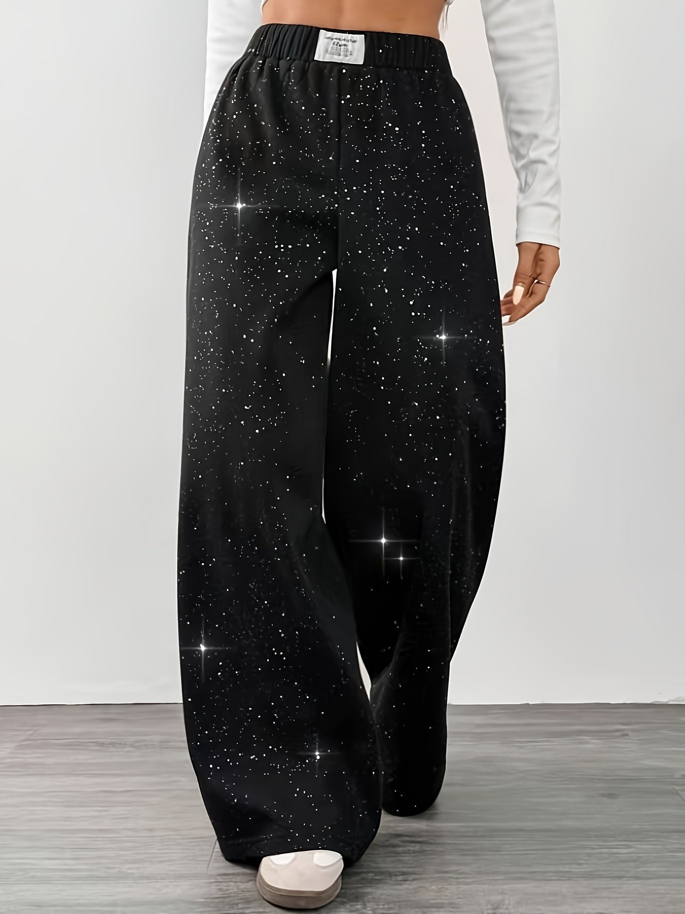 Damen Weite Freizeithose mit Galaxie-Print – Trendige Lounge Pants für Alltag und Freizeit