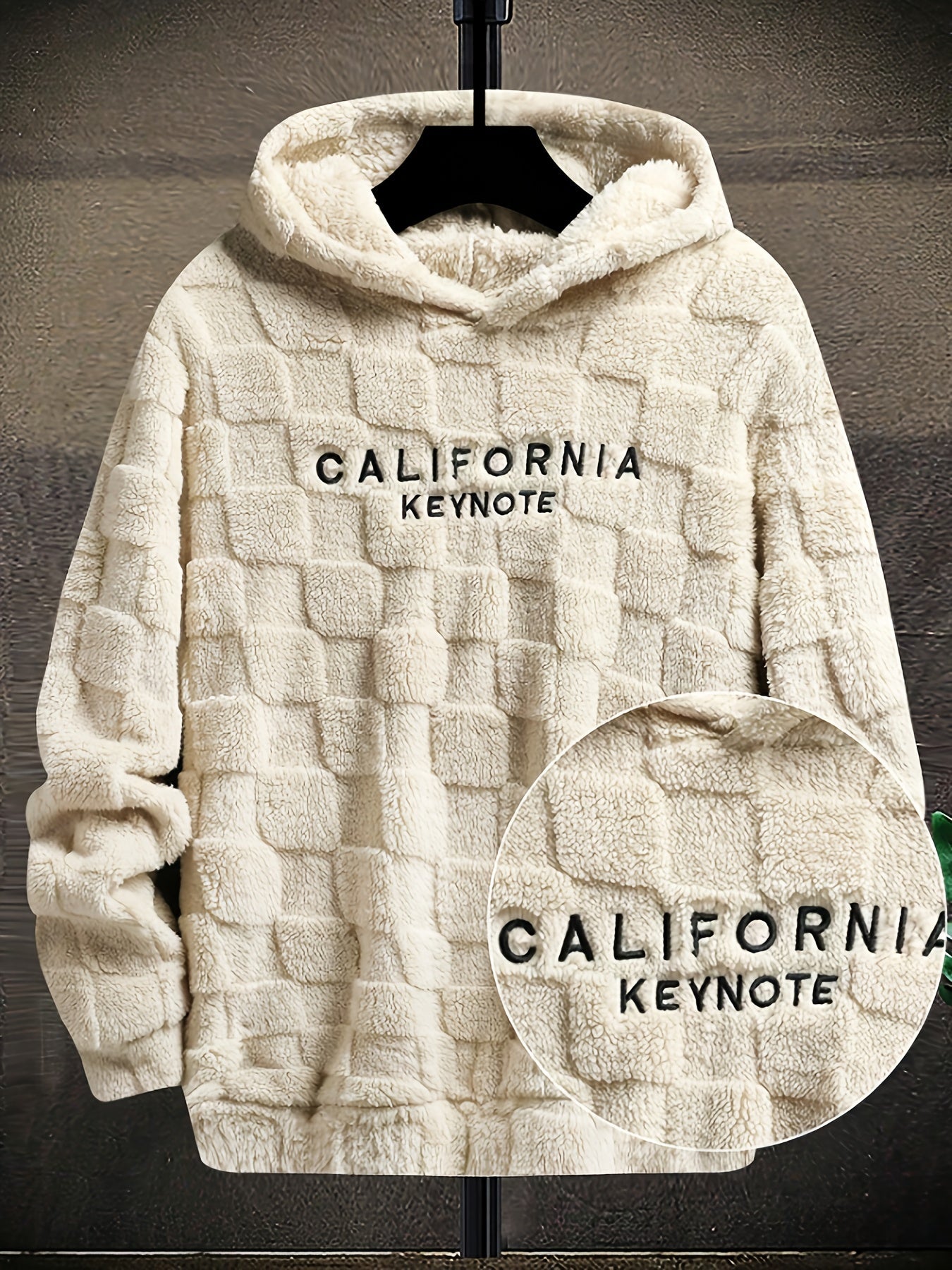 Kuscheliger Hoodie mit Karomuster und Stickerei, mit Kapuze