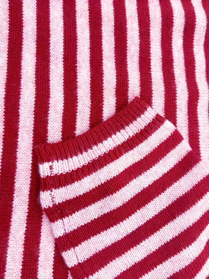 Damski sweter dziany w paski – elegancki casual na jesień i zimę