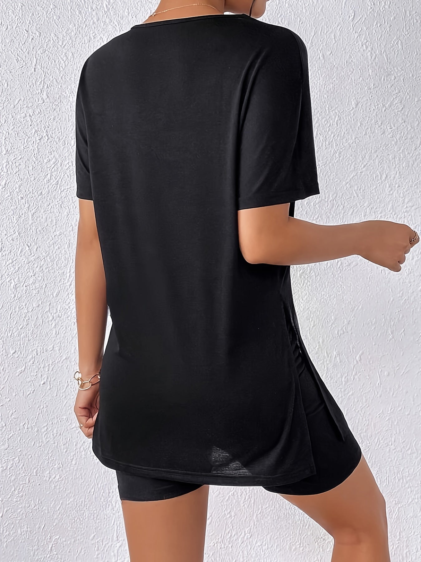 Damen Lounge Set Kurzarmshirt und Shorts – Elegantes Freizeit Outfit für Zuhause & Alltag