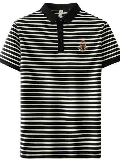 Męska koszulka polo w paski z emblematem na piersi – klasyczna, z krótkim rękawem, styl smart casual