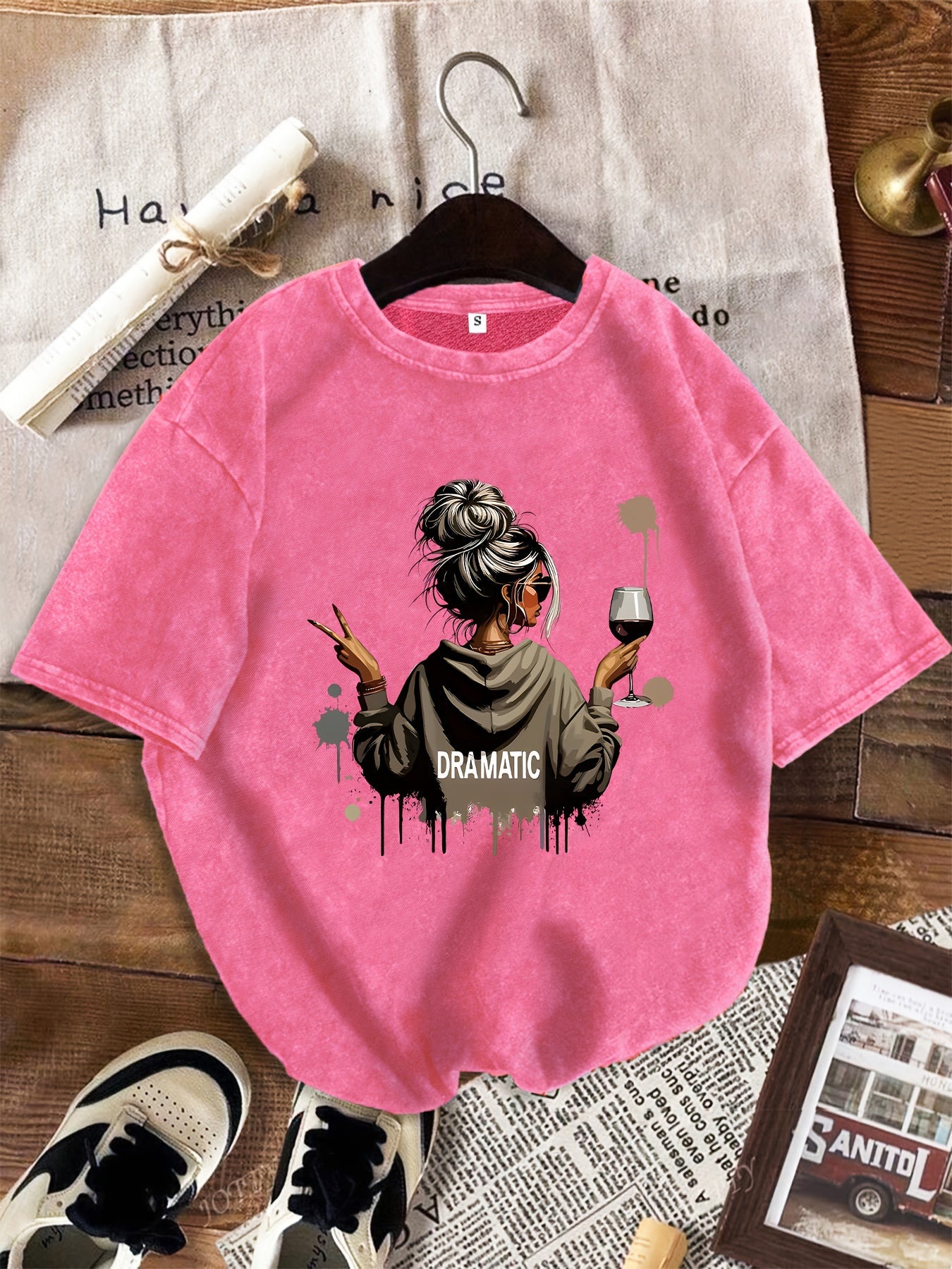 Damska koszulka oversize z dramatycznym nadrukiem, casualowa streetwearowa