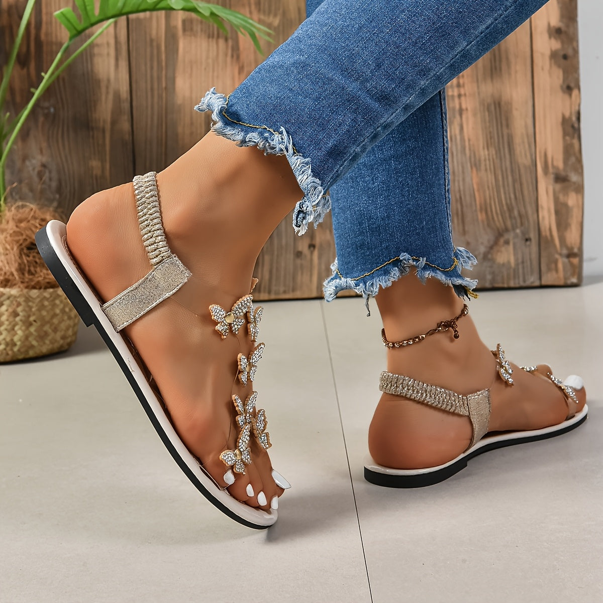 Dames sandalen met vlinderversiering en strass – platte zomerschoenen voor vrije tijd en vakantie