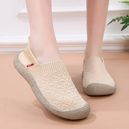 Damskie slip-on sneakersy – wygodne buty na co dzień i do sportu