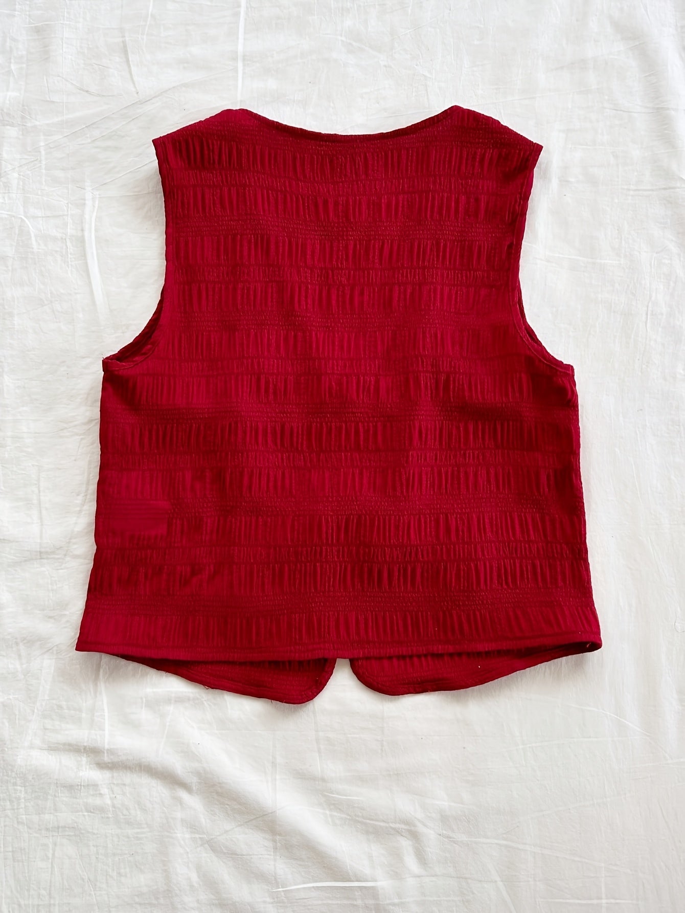 Dame ermeløs boho-vest med knytebånd og krinkeleffekt – Perfekt for fritid, strand og festivaler