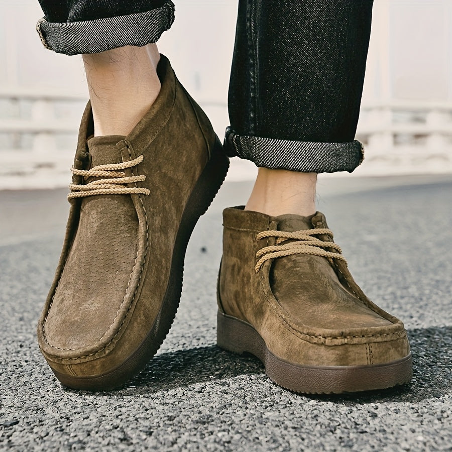 Herren Desert Boots mit Schnürung in Wildleder-Optik und Profilsohle