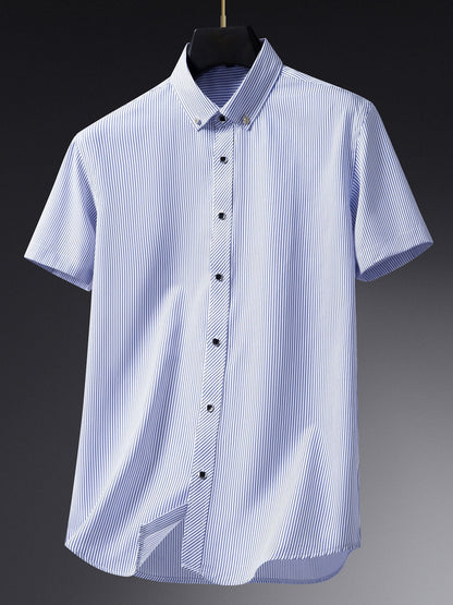 Camicia da uomo a maniche corte business con classiche righe e colletto moderno – Elegante outfit casual e da ufficio