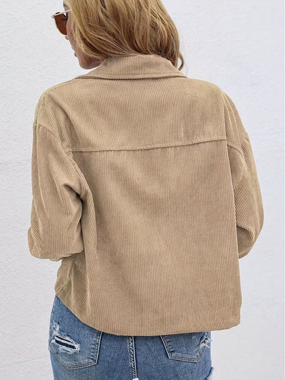 Damen Cordjacke Khaki mit Knopfleiste & Brusttaschen
