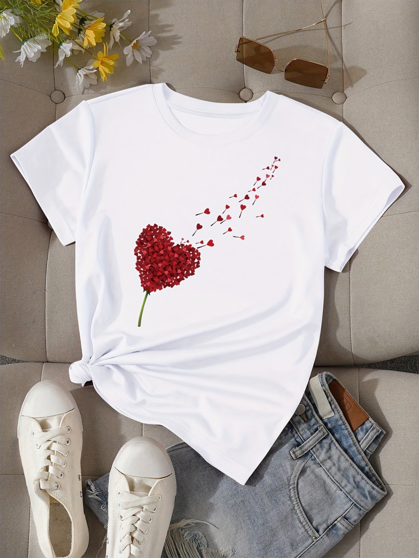 Dame T-shirt med hjerte-motiv – afslappet stil til hverdag og fritid