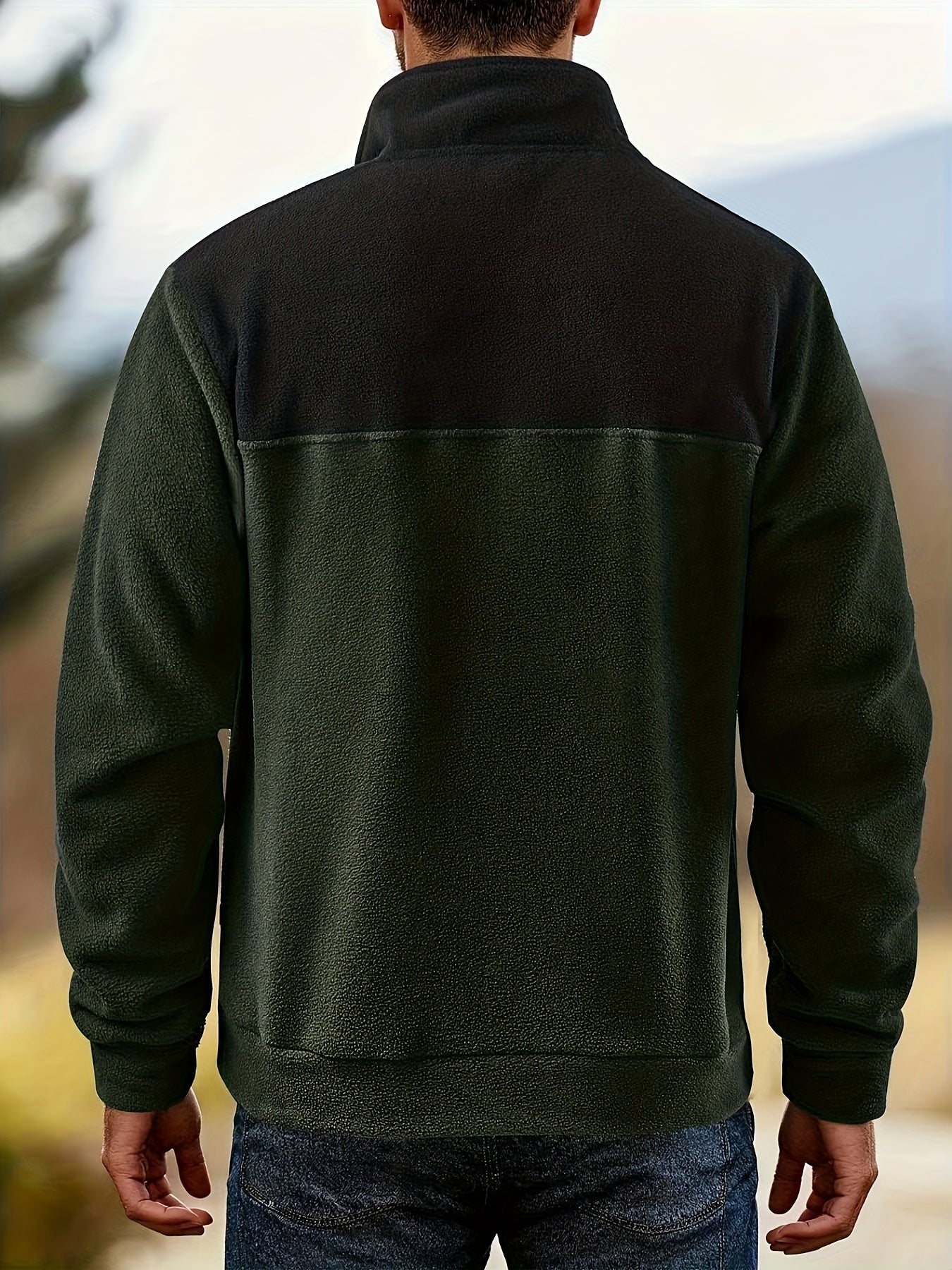 Fleece-pullover til herrer med ståkrave og trykknapper, tofarvet i grøn og sort