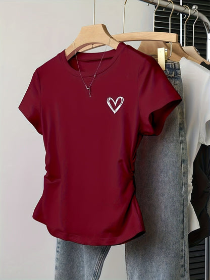 Camiseta para mujer con estampado de corazón y corte moderno – Ideal para día a día y ocio