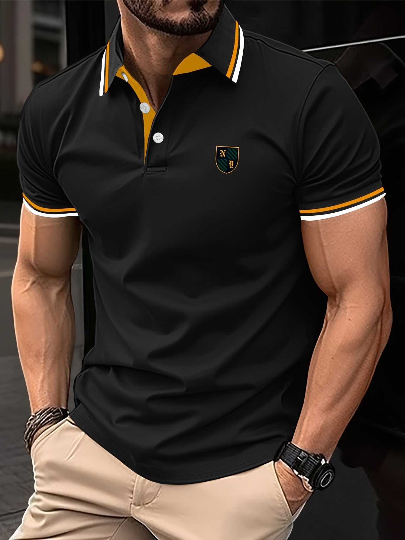 Polo para hombre estilo casual universitario con detalles en contraste y bordado – manga corta para uso diario y tiempo libre