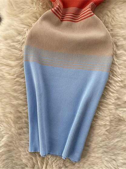 Damska sukienka bodycon z nadrukiem typu statement i sportowym panelem – modna streetwear na co dzień i na festiwale
