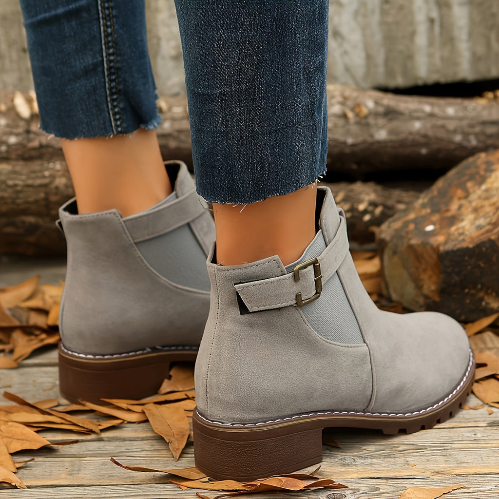 Nerida | Chelsea boots voor dames met blokhak en gespbandje