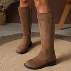 Halcyon | Kniehoge laarzen voor dames met goudkleurige knoopdetails