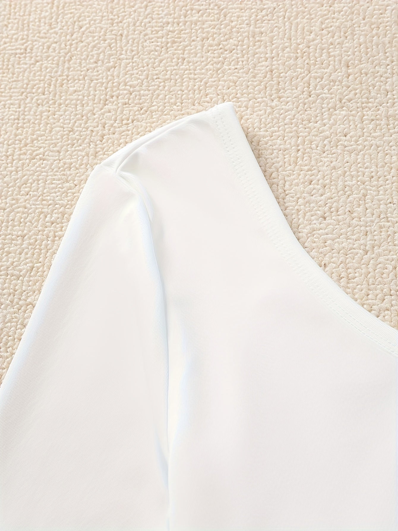 Blouse élégante femme à épaules dénudées & pantalon en tissu taille haute – Parfait pour le bureau et le quotidien