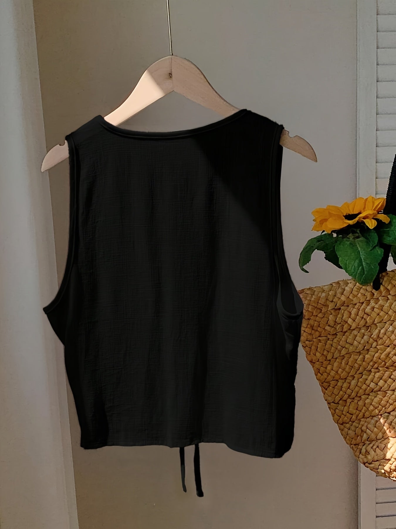 Gilet sans manches pour femme avec détail nœud et encolure en V – couche d'été à la mode pour les loisirs et les vacances